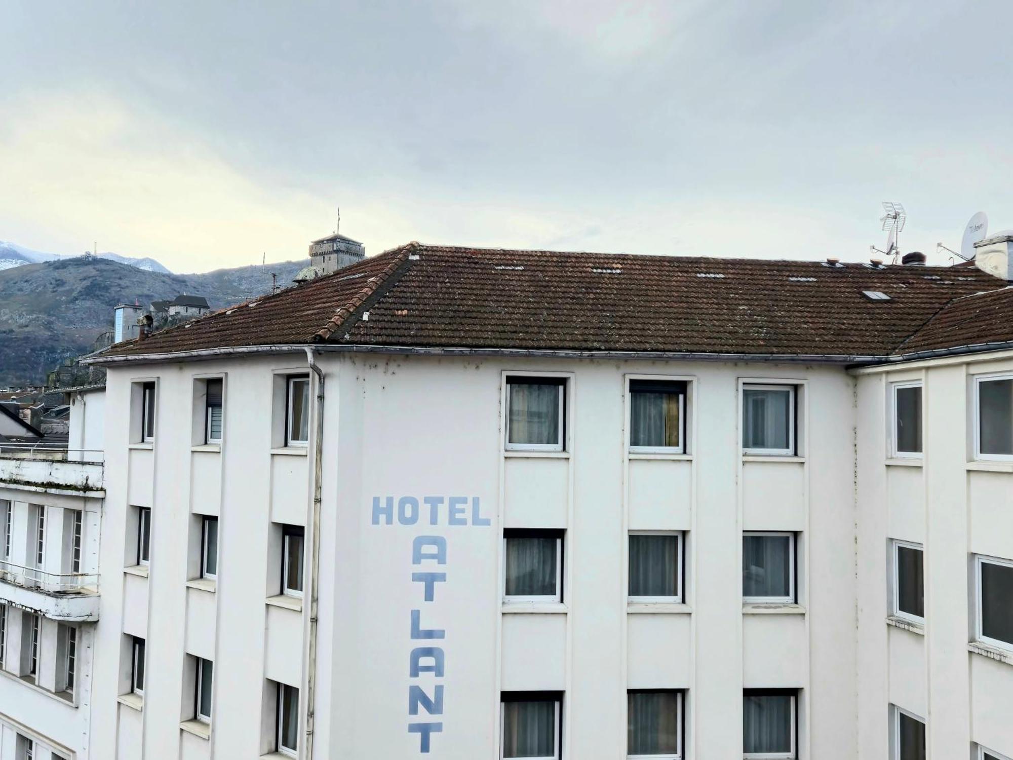 L'Atelier-T2 Proche Du Centre-Wifi-Parking Apartment Lourdes Exterior photo