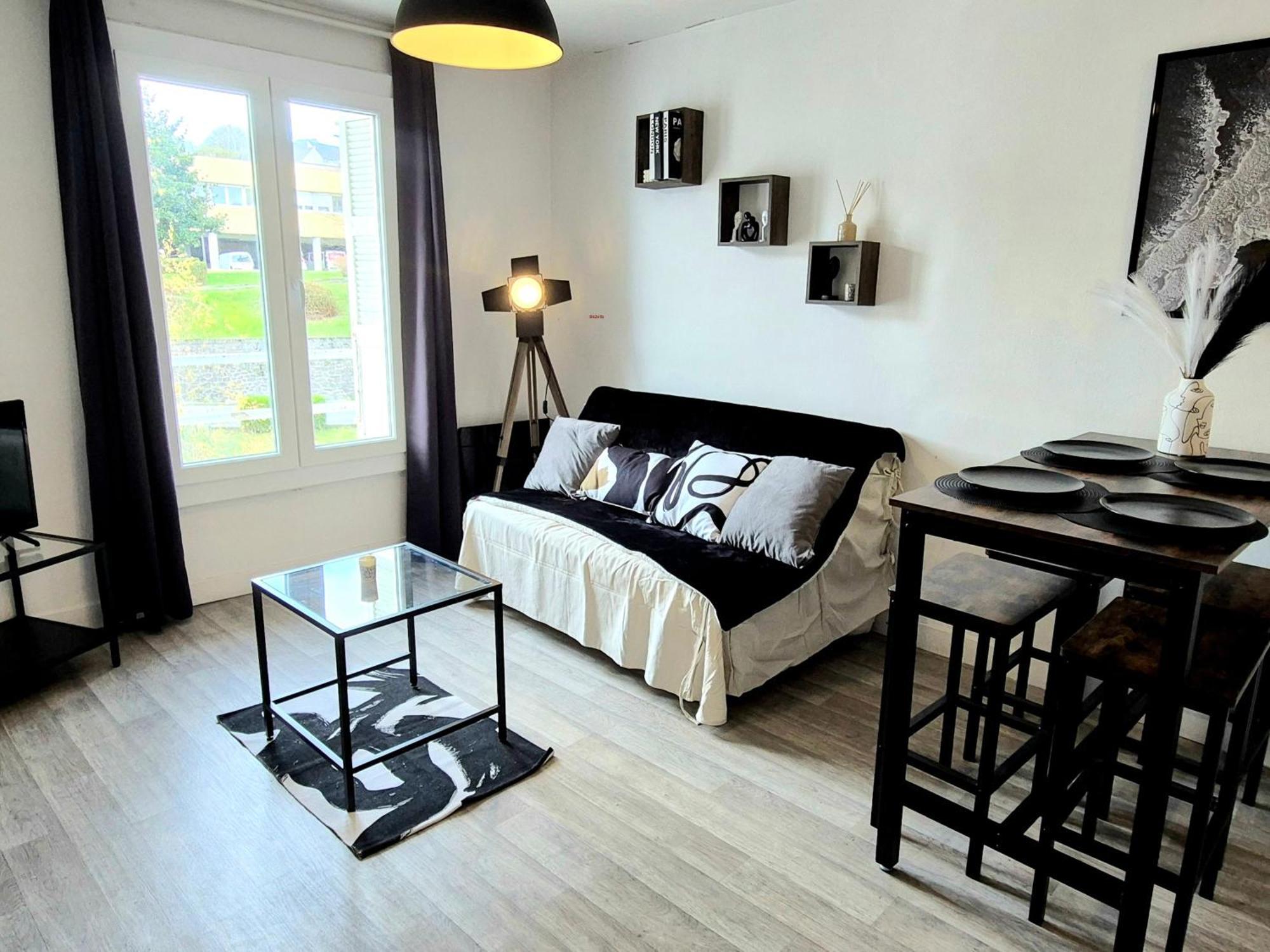 L'Atelier-T2 Proche Du Centre-Wifi-Parking Apartment Lourdes Exterior photo