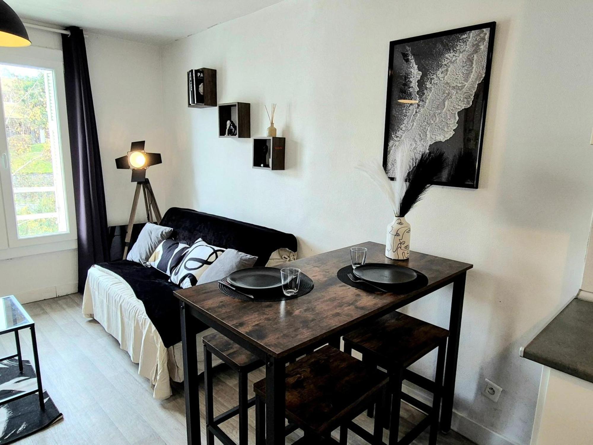 L'Atelier-T2 Proche Du Centre-Wifi-Parking Apartment Lourdes Exterior photo